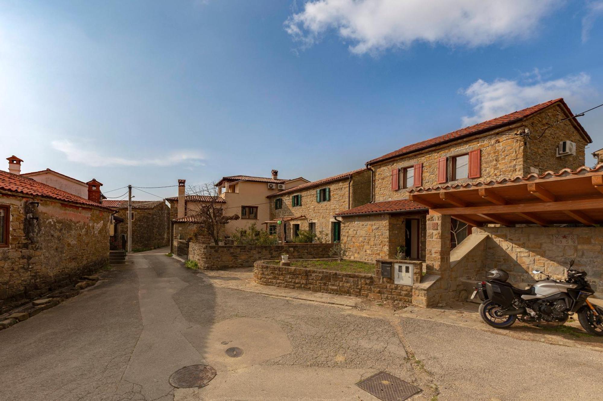 Istrian House La Bora Villa Копер Екстериор снимка